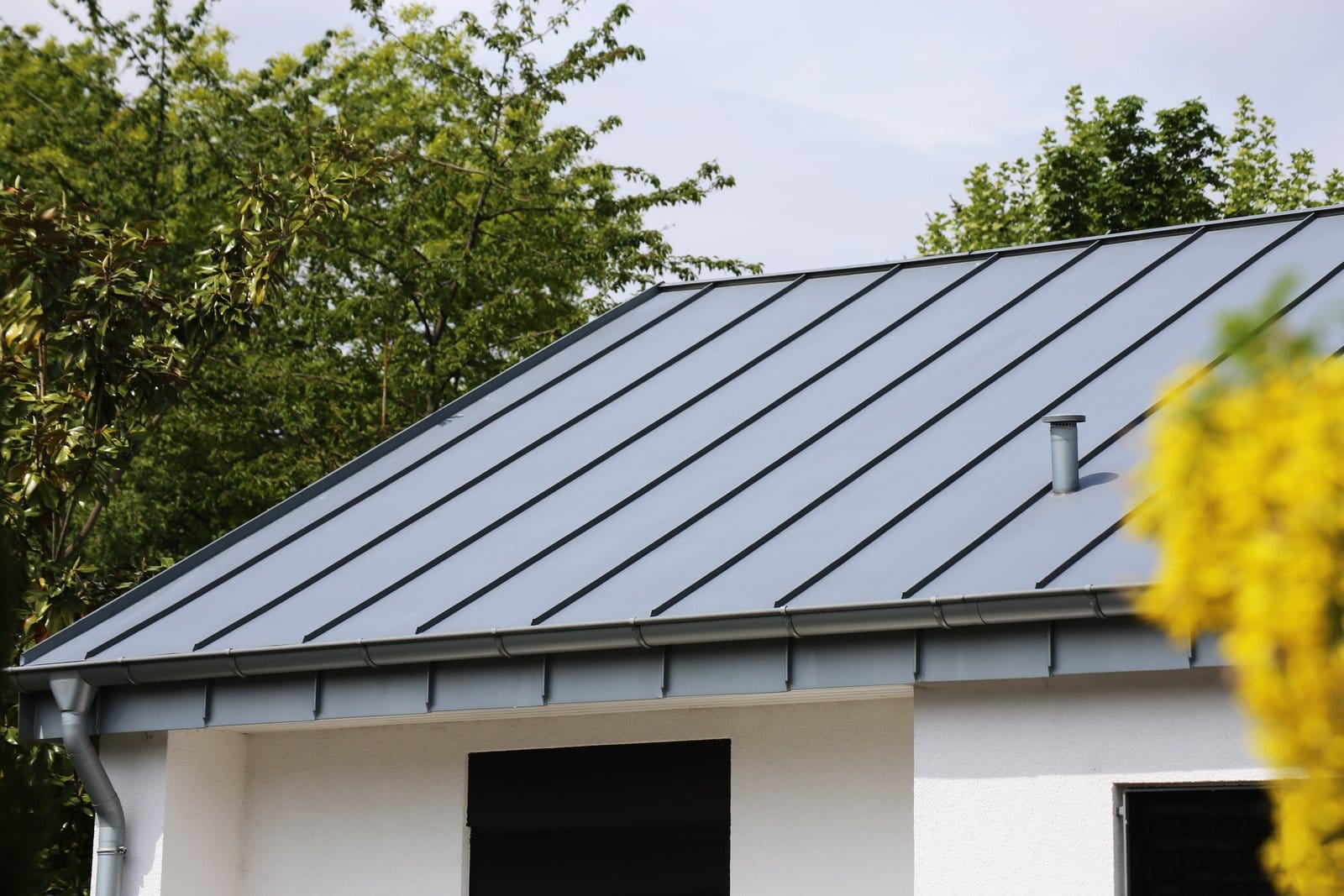 metal standing seam roof on a residential home