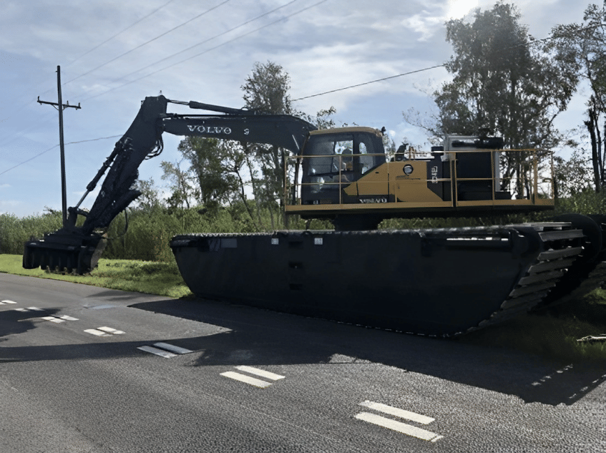 Full Custom Volvo 140 Amphibious Excavator