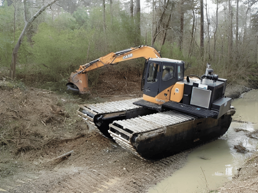 Custom Mini Amphibious Excavator working in wet terrain