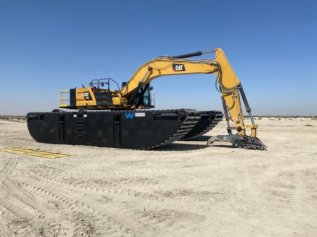 Amphibious Excavators | Wetland Equipment
