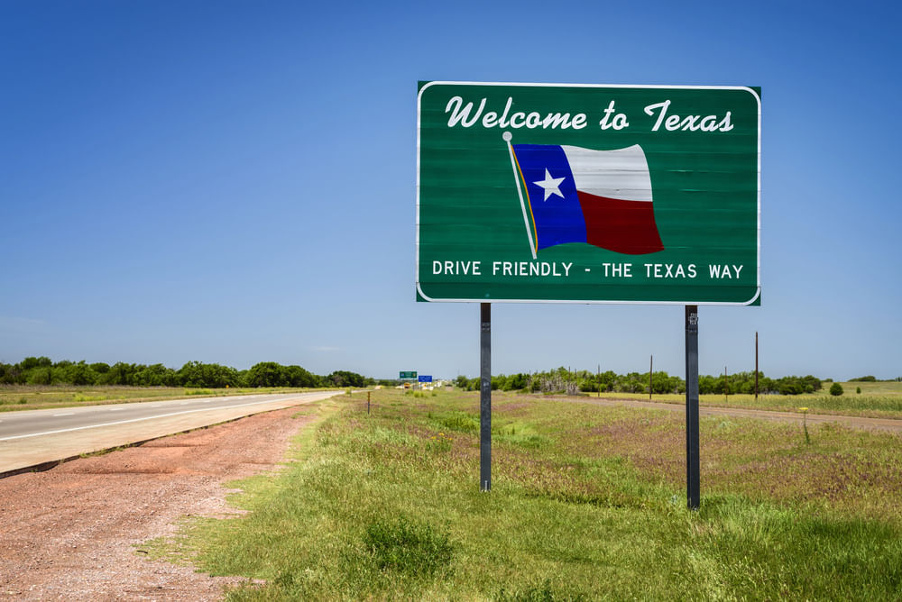 Welcome to Texas road sign