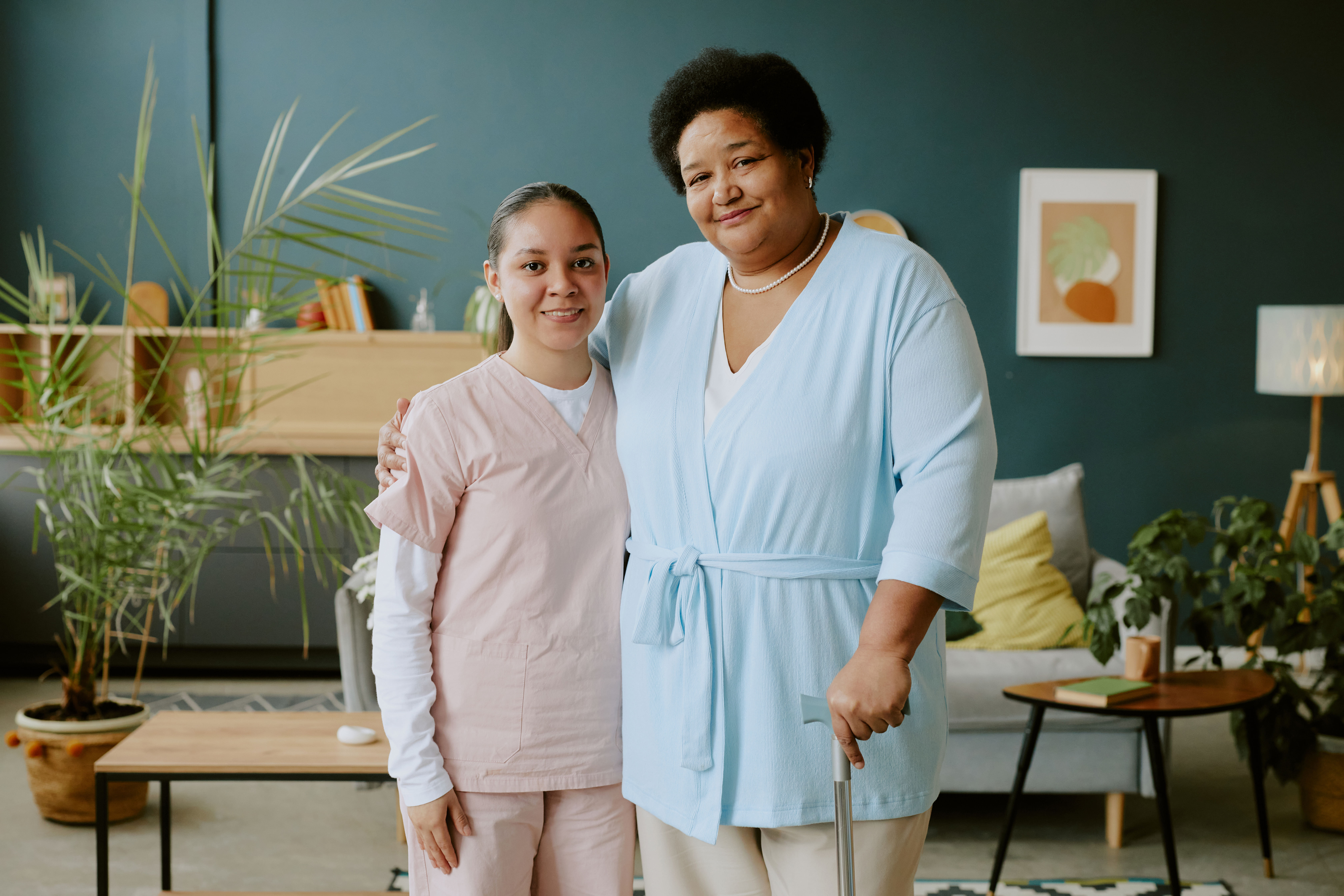 Hospice Volunteer posing with Woman