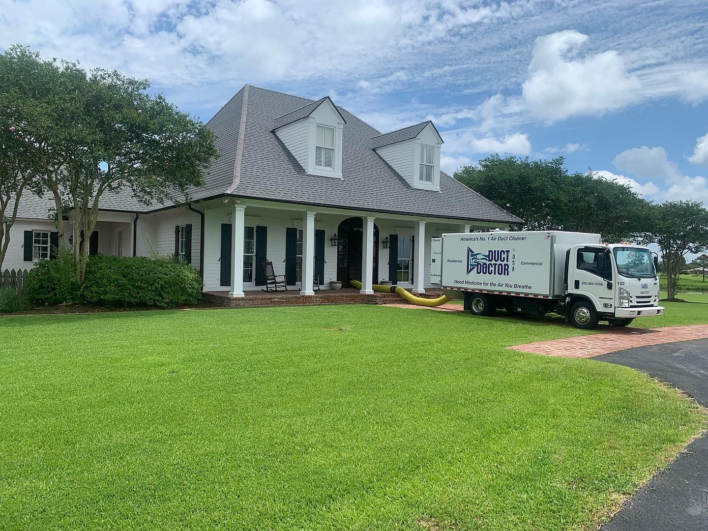 Office in Baton Rouge, LA with clean air ducts