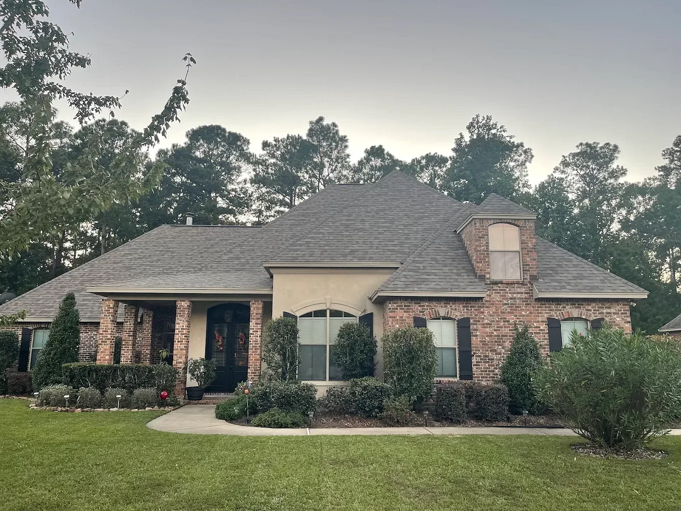 Shingle Roof on Lousiana Home