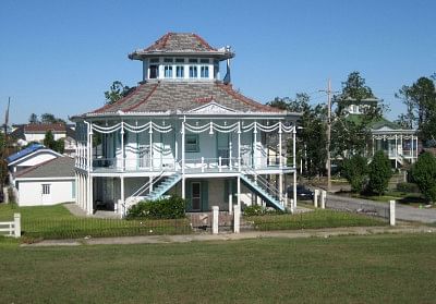 Doullot Steamboat Houses - Lower 9th Ward